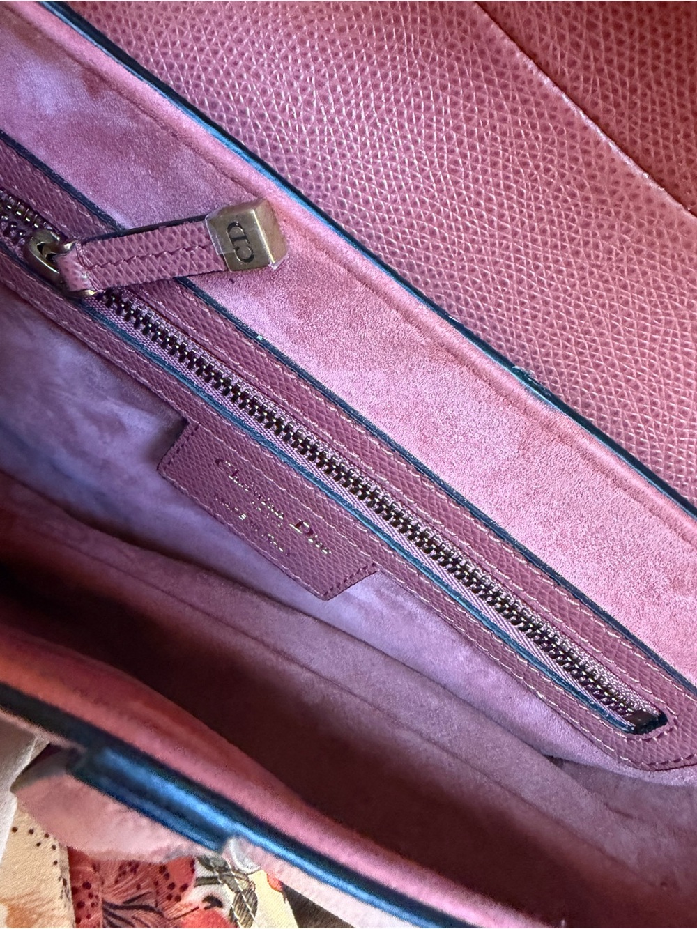 Dior Saddle Shoulder Bag in Dusty Rose with Gold Hardware - Picture 5 of 7